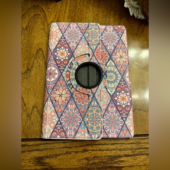 Multicolored iPad case/ cover 9.7 x 6.75 inches folding - Picture 3 of 12